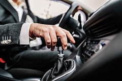 Петербуржец лишился машины по «схеме Долиной»