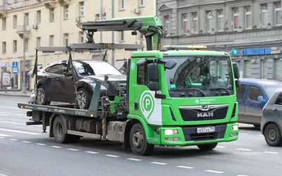 Юристы заявили о злоупотреблениях при эвакуации машин. Советы водителям