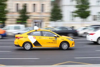 Выяснилось, законно ли снимать на видео пассажира такси