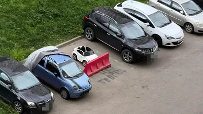 Автоюрист: за лайфхак с детским автомобилем можно получить штраф
